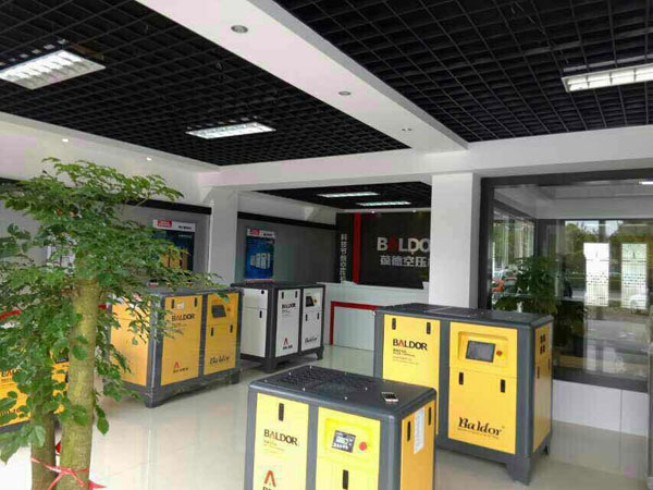 身為壓縮機(jī)人，不可不知的兩件大事，get√